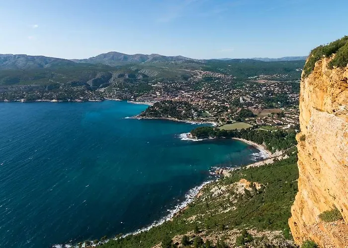 Og Boutique Cassitel, Cassis
